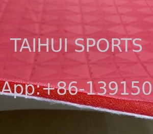 พื้นหญ้าเทียมสําหรับสนามฟุตบอล 30/50/70 ความหนาแน่นและ 3000 มิลลิเมตร/ชั่วโมง