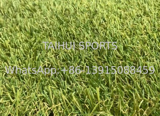 ยืนยัน UV 50mm ขนาดที่กําหนดเอง สภาพภูมิทัศน์กลางแจ้ง หญ้าเทียมสังเคราะห์ สําหรับสนามฟุตบอล สนามฟุตบอล