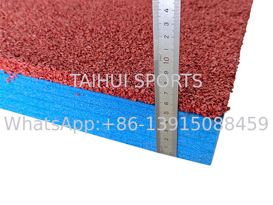 แผ่นรองกันกระแทกทดสอบ HIC/CFH ขนาด 30-80 มม. พร้อมพื้นผิว EPDM สำหรับแผ่นรองสนามเด็กเล่นและการซึมผ่านของน้ำสูง